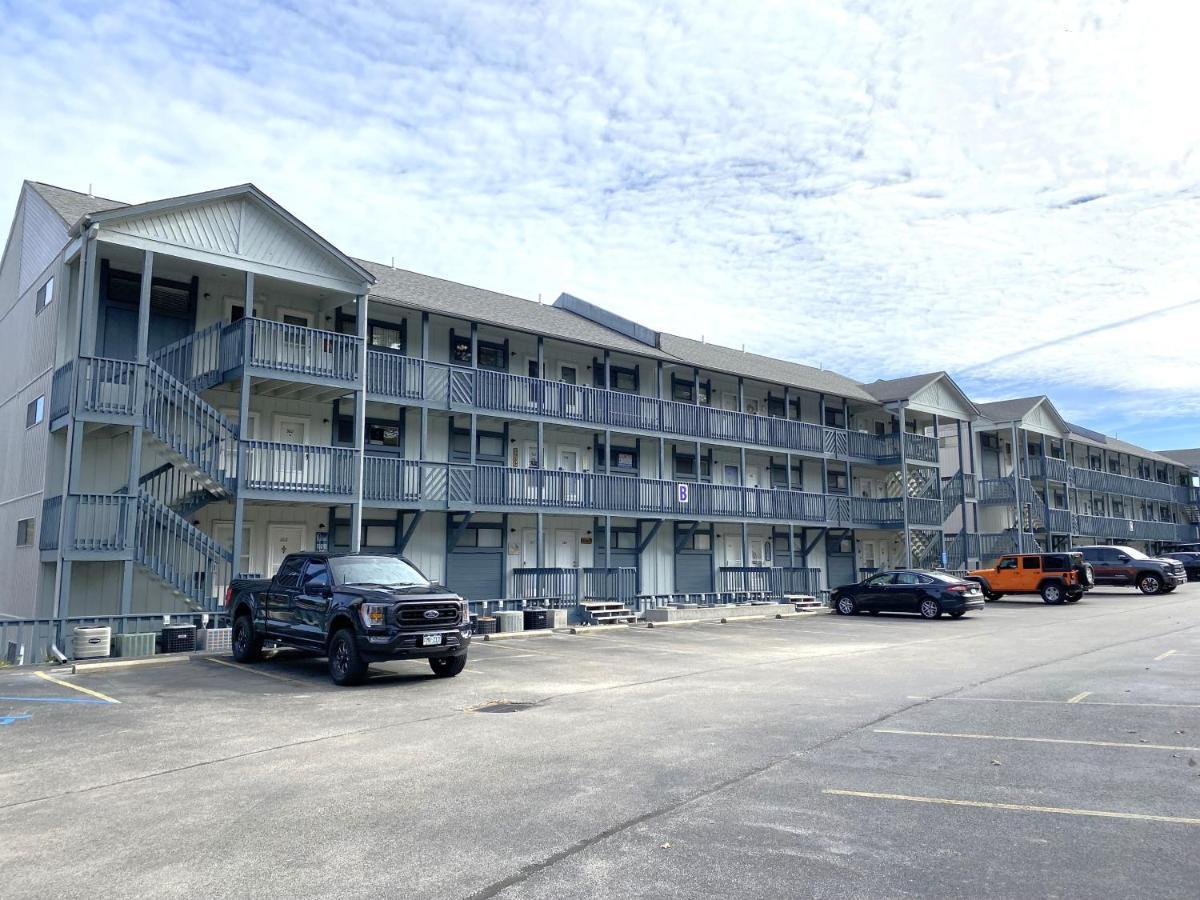 B Lakefront! Remodeled, Boat Slip, Patio Views, Pool, Boat Ramp, Wifi Osage Beach Kültér fotó