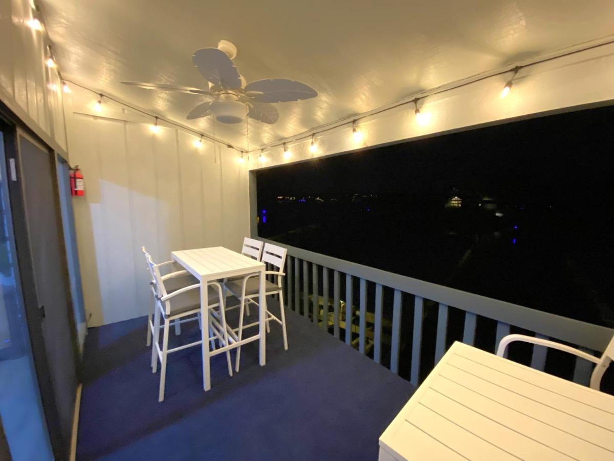 B Lakefront! Remodeled, Boat Slip, Patio Views, Pool, Boat Ramp, Wifi Osage Beach Kültér fotó