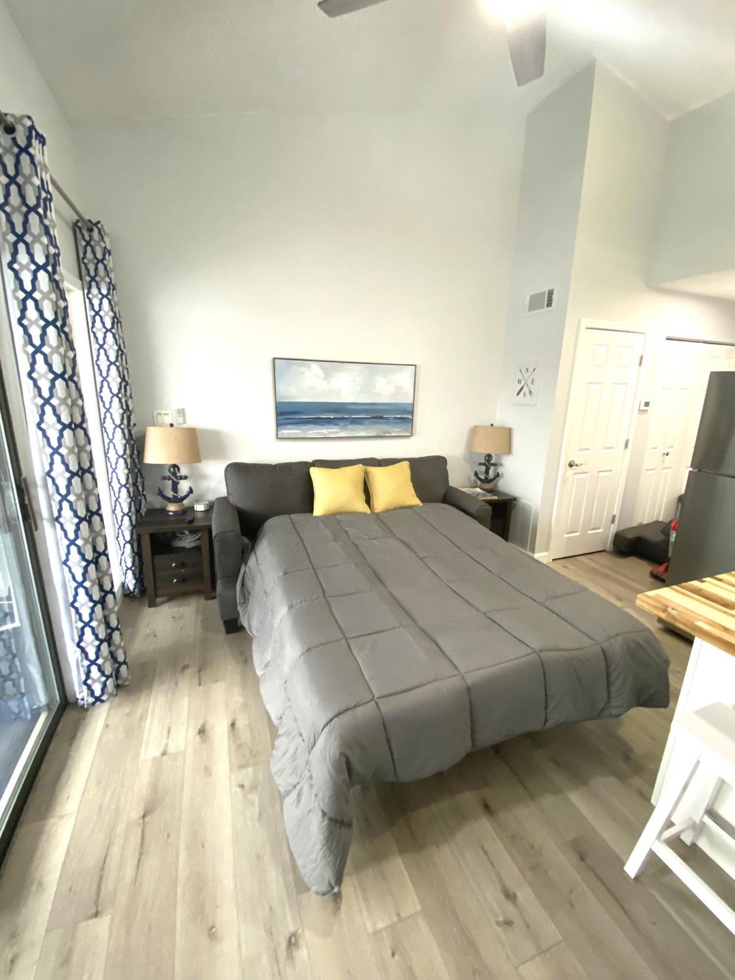 B Lakefront! Remodeled, Boat Slip, Patio Views, Pool, Boat Ramp, Wifi Osage Beach Kültér fotó
